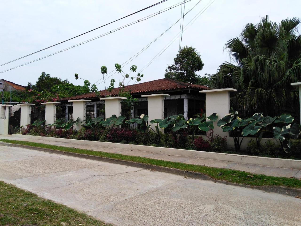 Hotel Madreselva Letícia Exterior foto