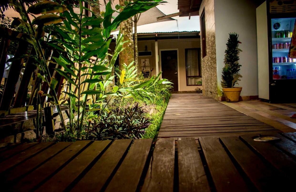 Hotel Madreselva Letícia Exterior foto